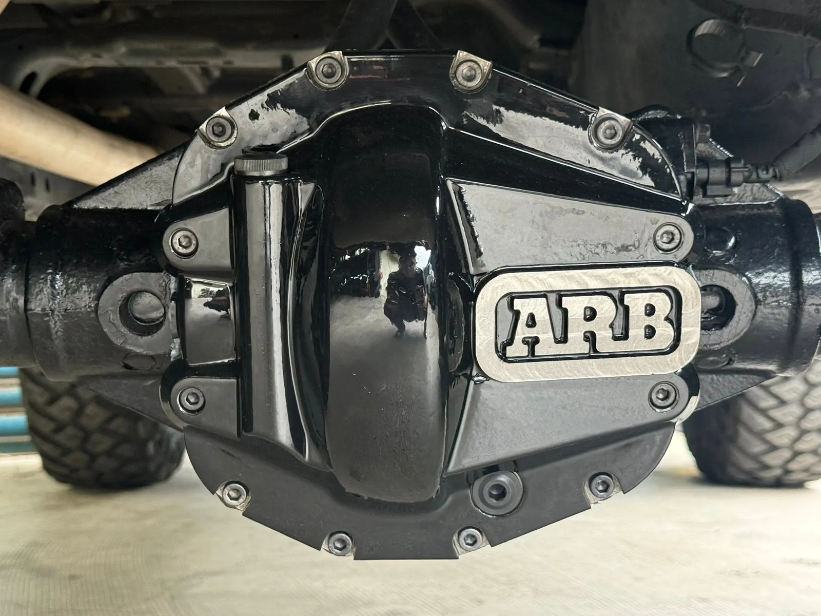 ARB M220 後差速器蓋實裝